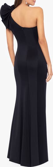 Ruffle One-Shoulder Trumpet Gown