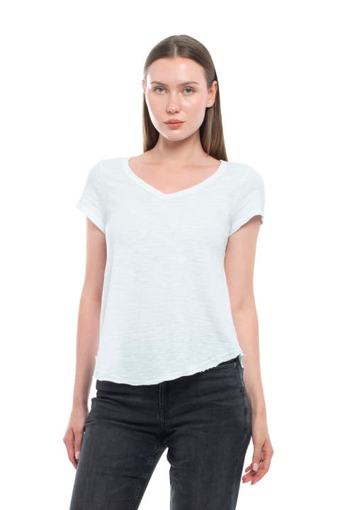 Short Sleeve Shrunken V-Neck Shirttail Top