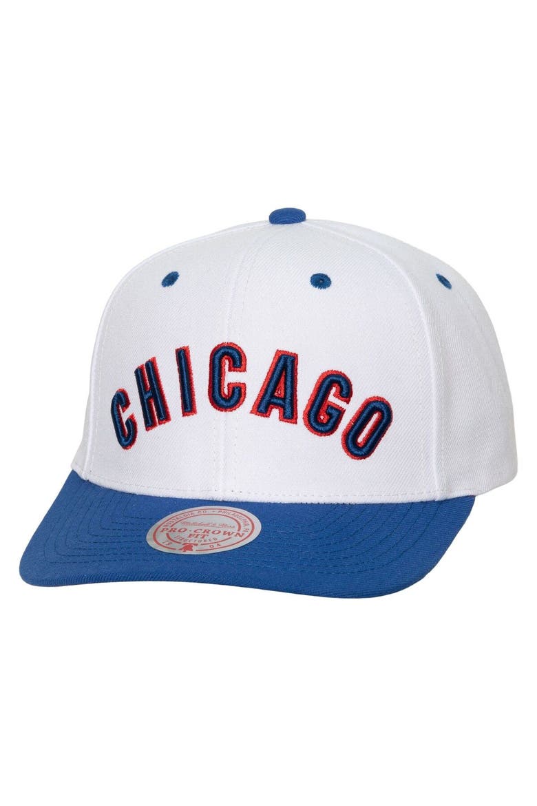 Men's Mitchell & Ness White Chicago Cubs Cooperstown Collection Pro Crown Snapback Hat, Main, color, White