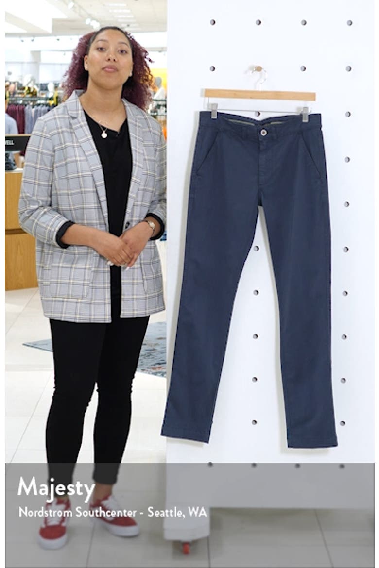 Sunny Modern Fit Stretch Twill Chinos video