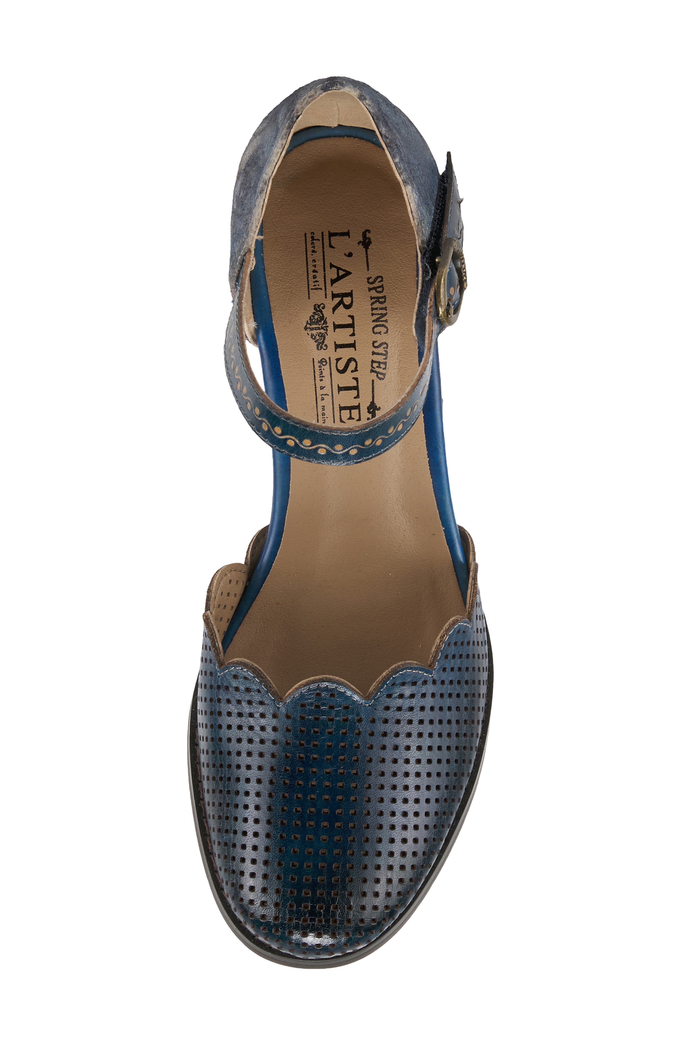 L'Artiste Parchelle Pump, Alternate, color, NAVY MULTI LEATHER