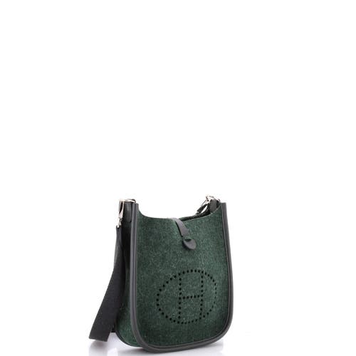 Pre-owned Hermes Hermes Evelyne Bag Gen Iii Felt Tpm In Green