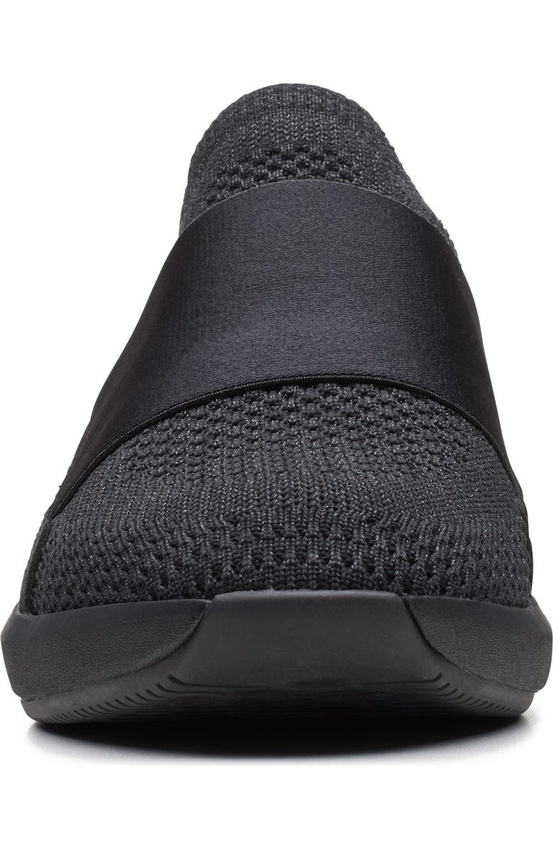 Clarks<sup>®</sup> Un Rio Knit Sneaker, Alternate, color,