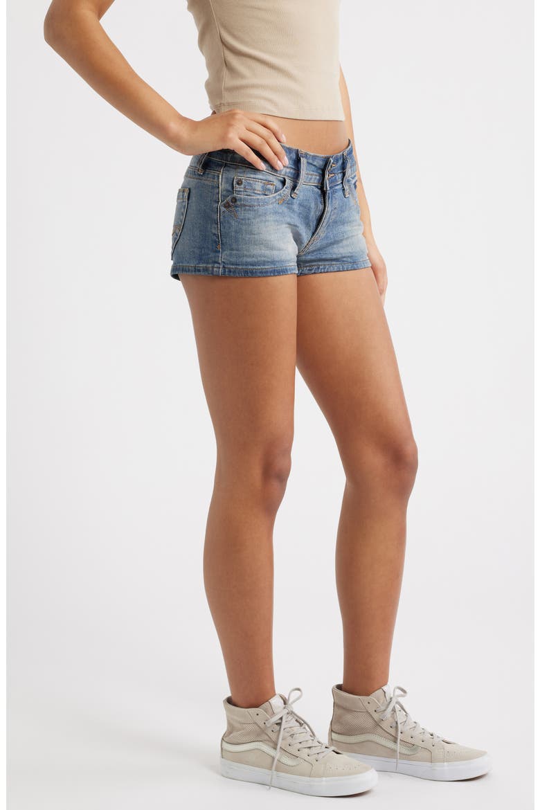 Piper Low Rise Denim Shorts, Alternate, color, LIGHT VINTAGE