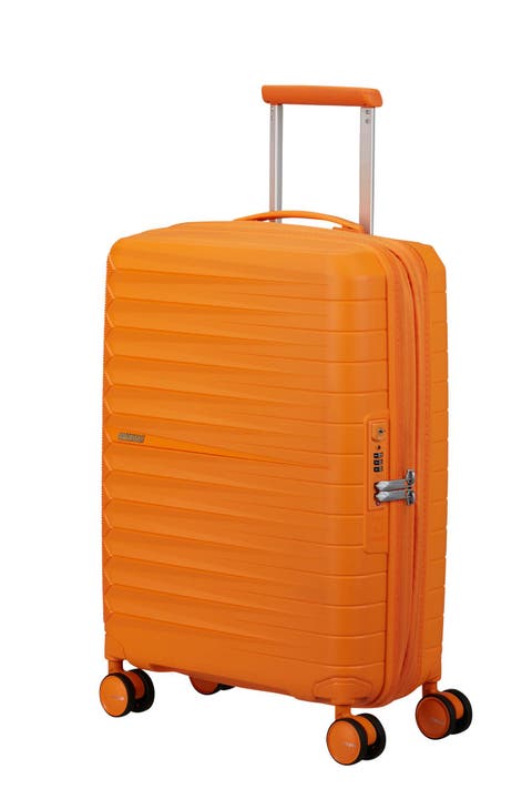 Fastfoward Expandable Hardside 22" Carry On Spinner