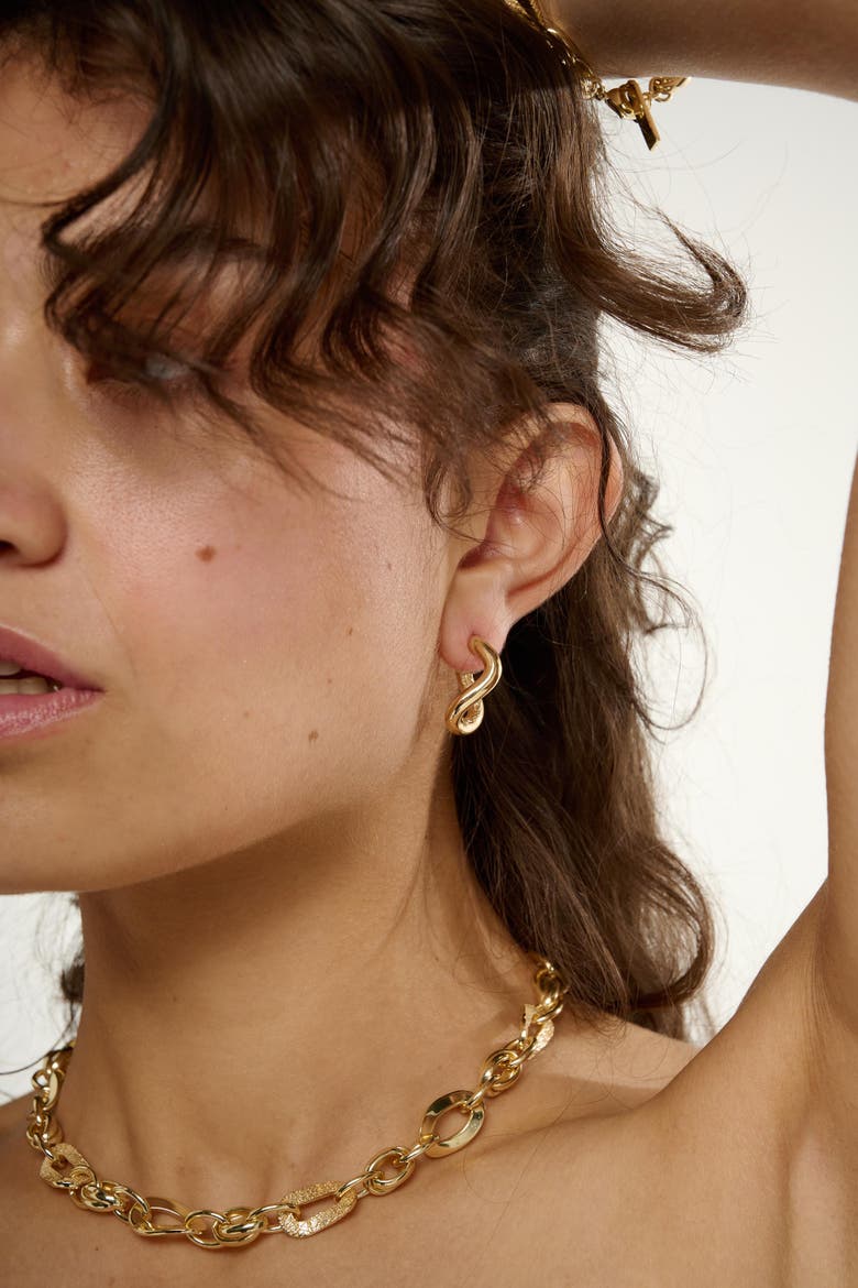 Wave Chain Necklace, Alternate, color, Gold