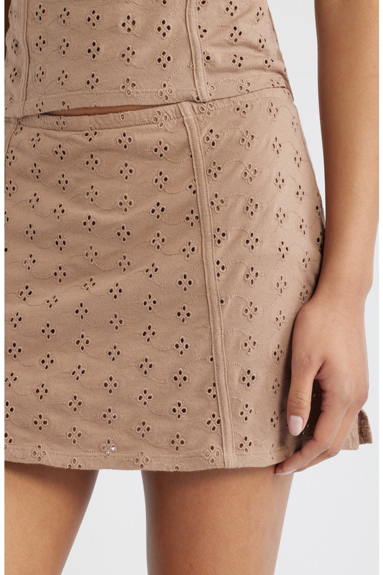 Cotton Eyelet Miniskort, Alternate, color, BROWN FRESCO