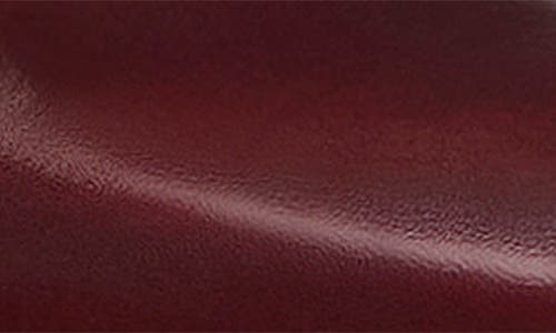 Stuart Weitzman Royce Oxford In Burgundy