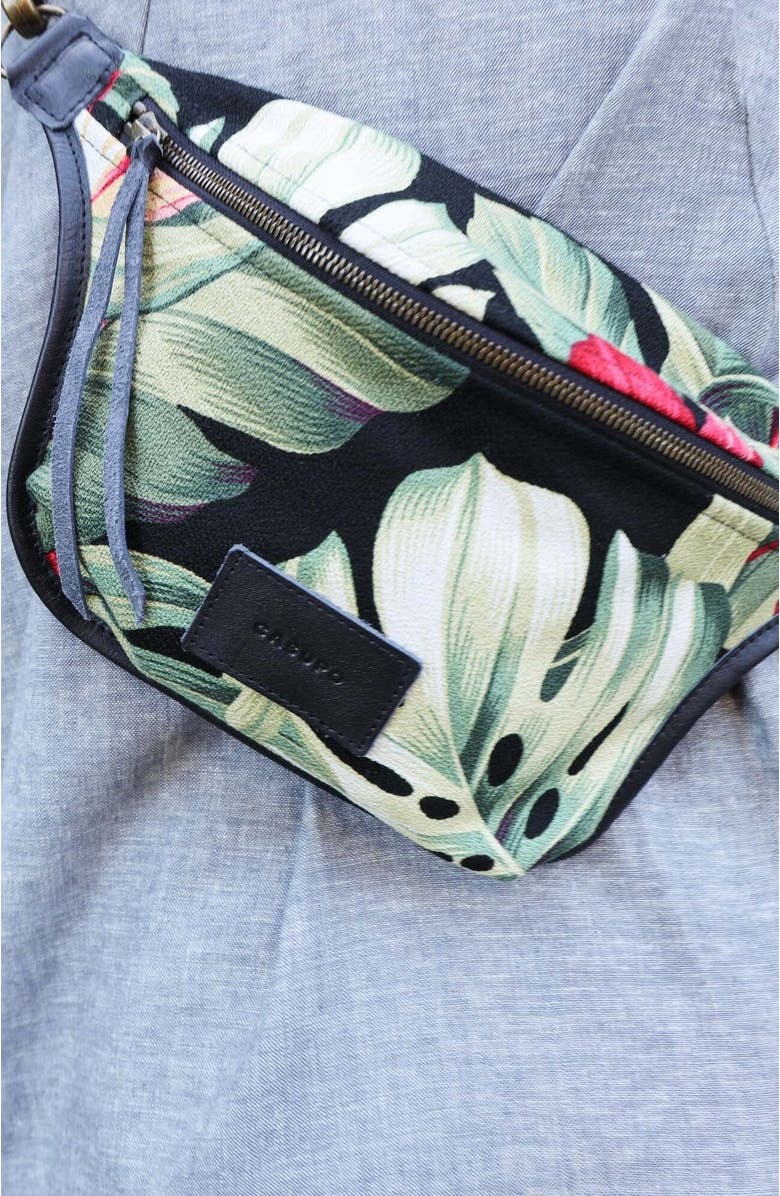 Casupo The Perfect Fanny Pack, Alternate, color, Black Floral