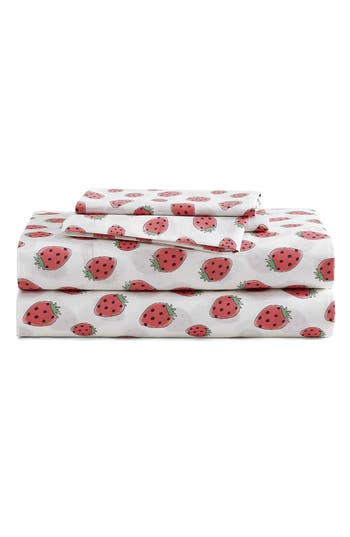 Poppy & Fritz Poppy And Fritz Strawberry Picnic 200 Thread Count Cotton Percale Sheet Set In Red