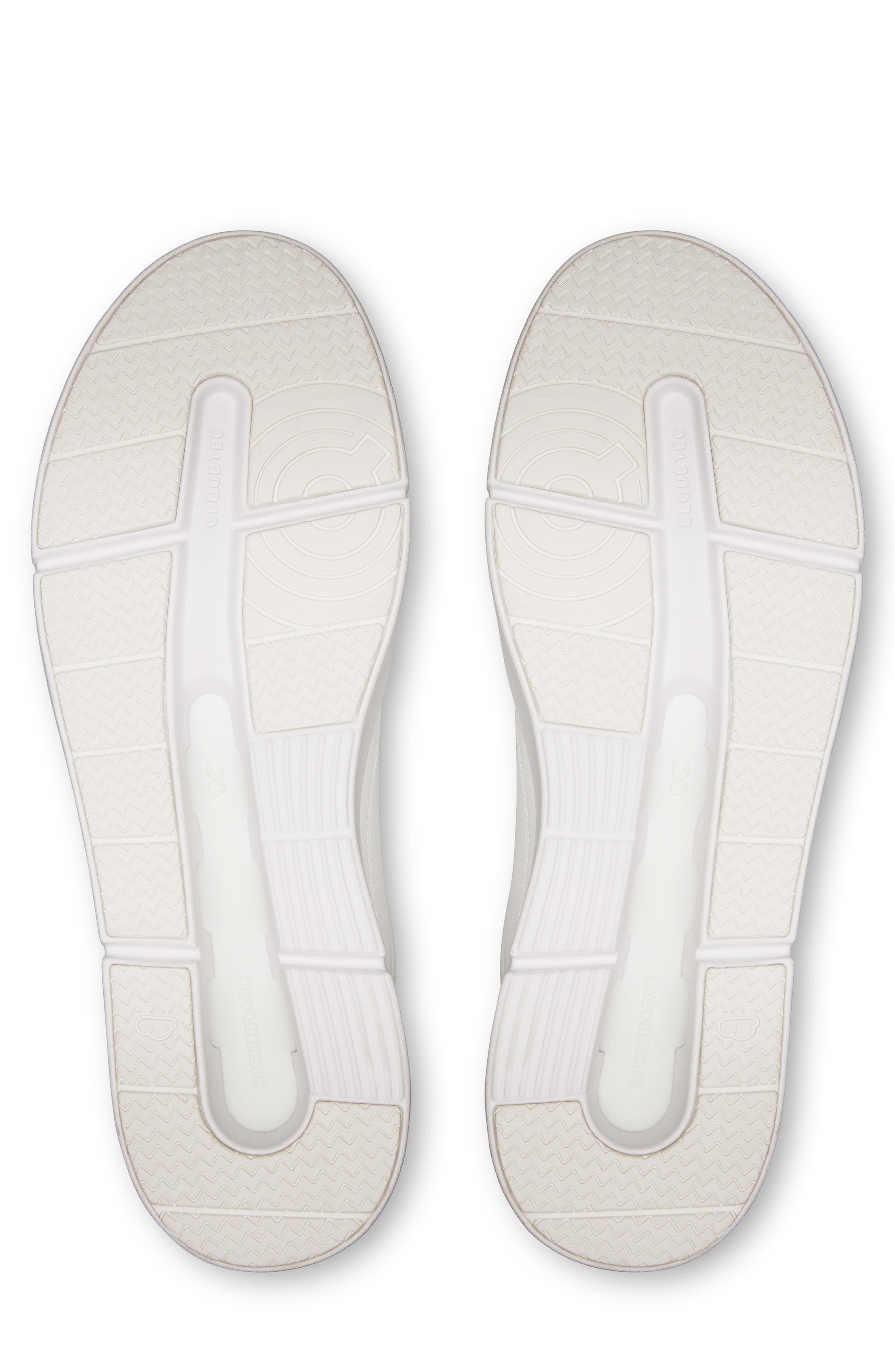 On THE ROGER Centre Court Tennis Sneaker, Alternate, color, White/ White