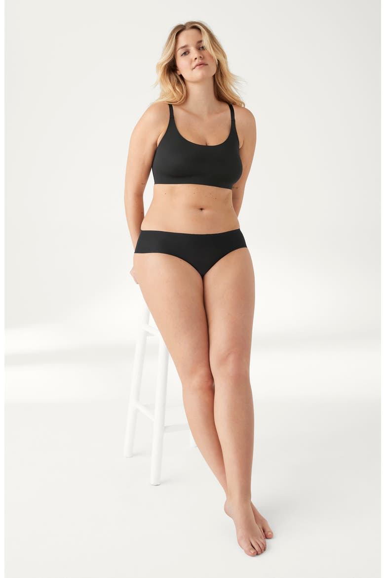 True Body Boost Scoop Neck Bralette, Alternate, color, BLACK
