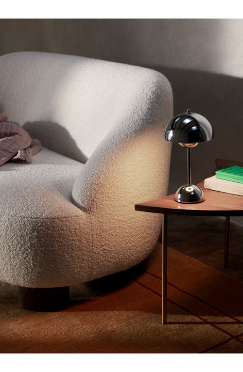 Ameico Flowerpot Portable Wireless Table Lamp Vp9 In Silver