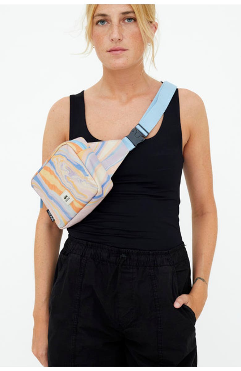 LEFRIK Reef Crossbody, Alternate, color, Marble