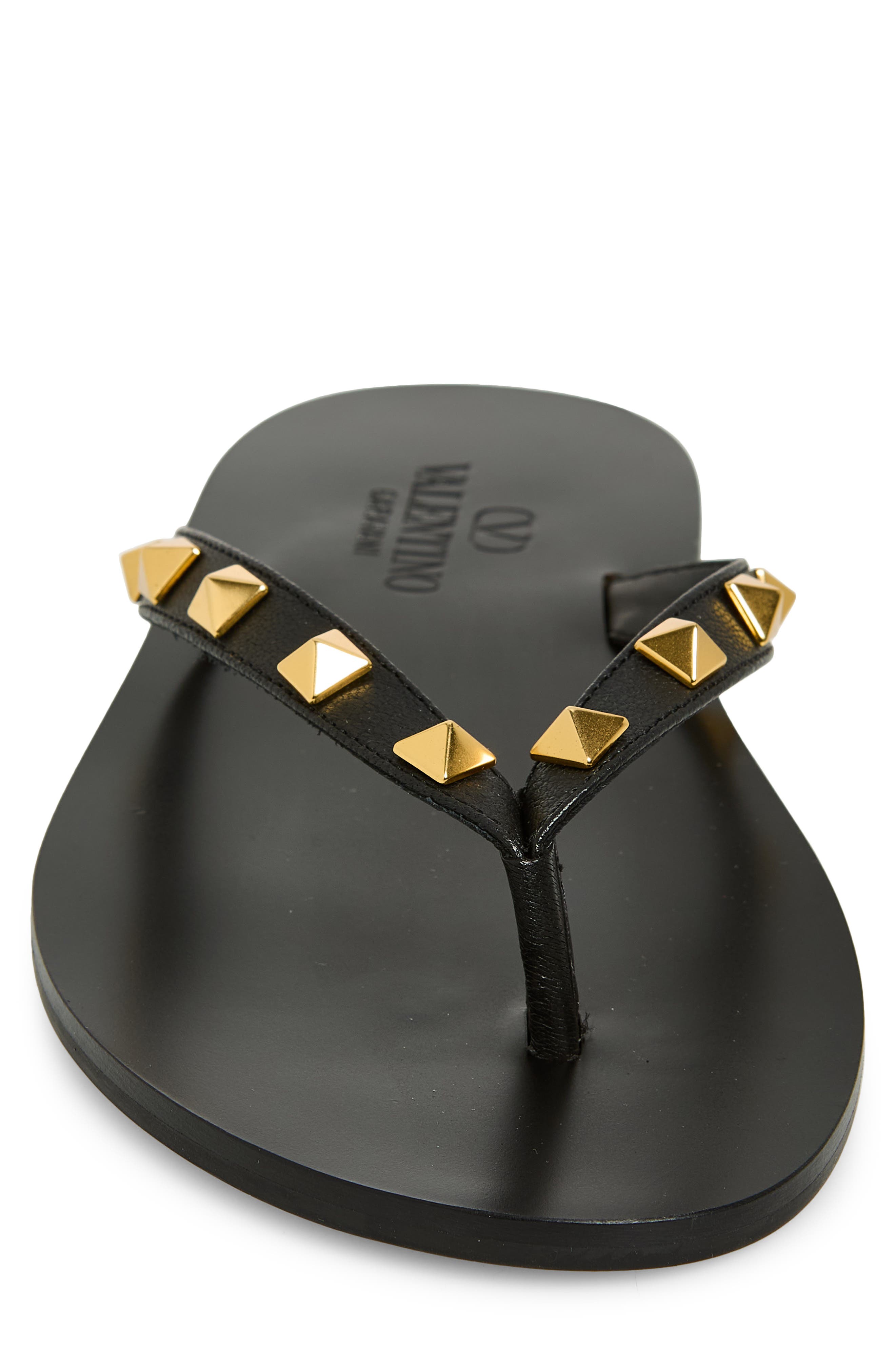 Valentino Garavani Rockstud Flip Flop, Alternate, color, Black