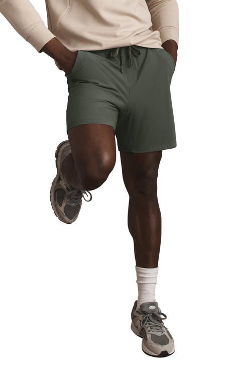 Pursuit 7-Inch Unlined Training Shorts