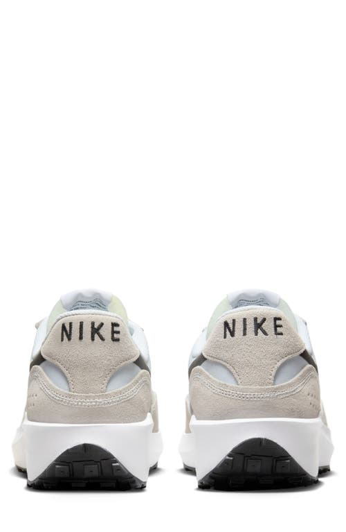 NIKE NIKE WAFFLE DEBUT SNEAKER 