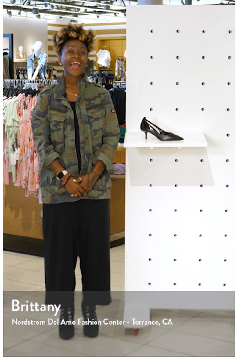 Lorene Cutout Pump video