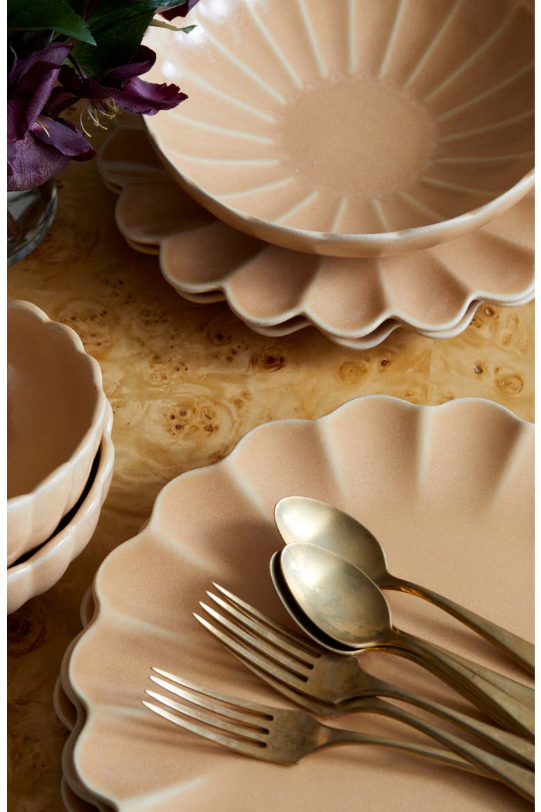 Dhalia Stoneware 4-Piece Dinner Plate Set, Alternate, color, Camel