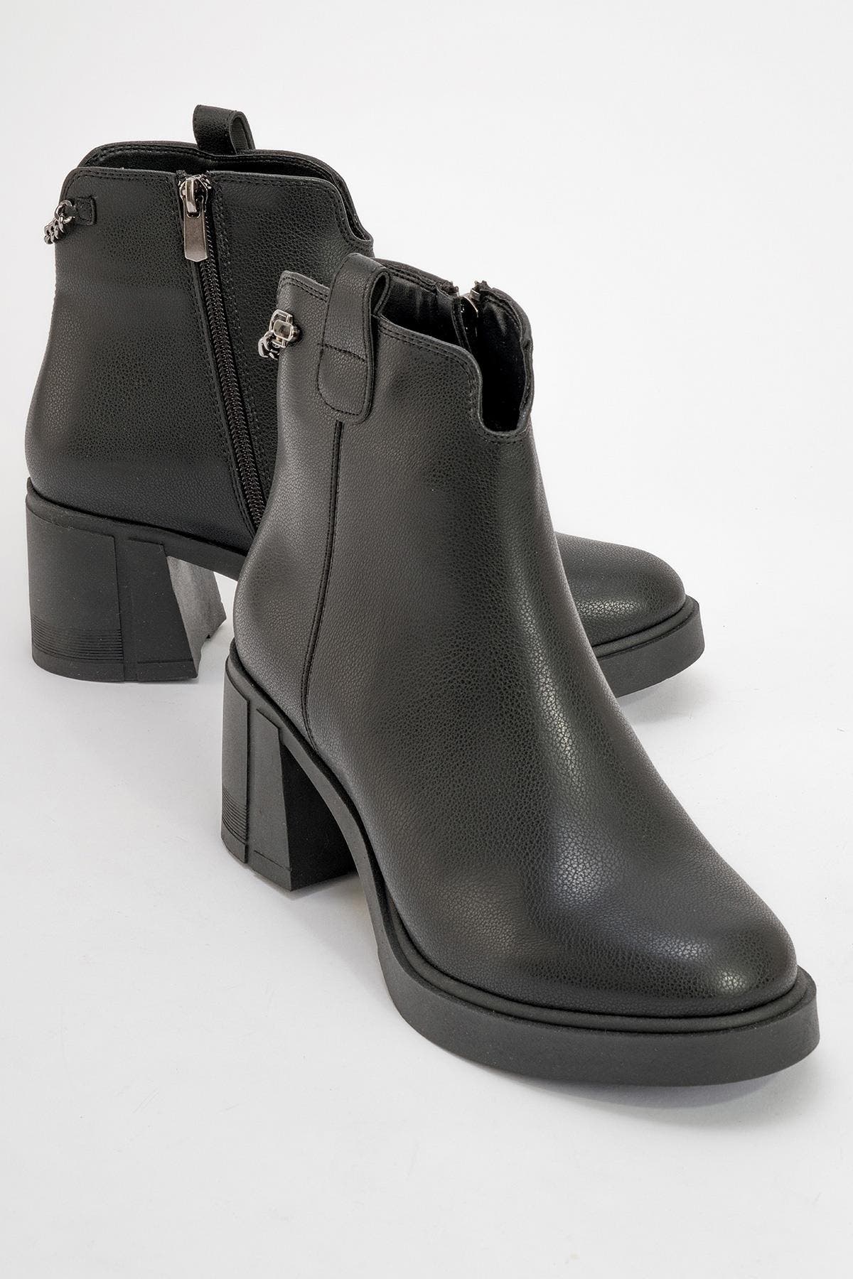 Prologue Shoes Mier Chunky Boot, Main, color, Black Faux Leather