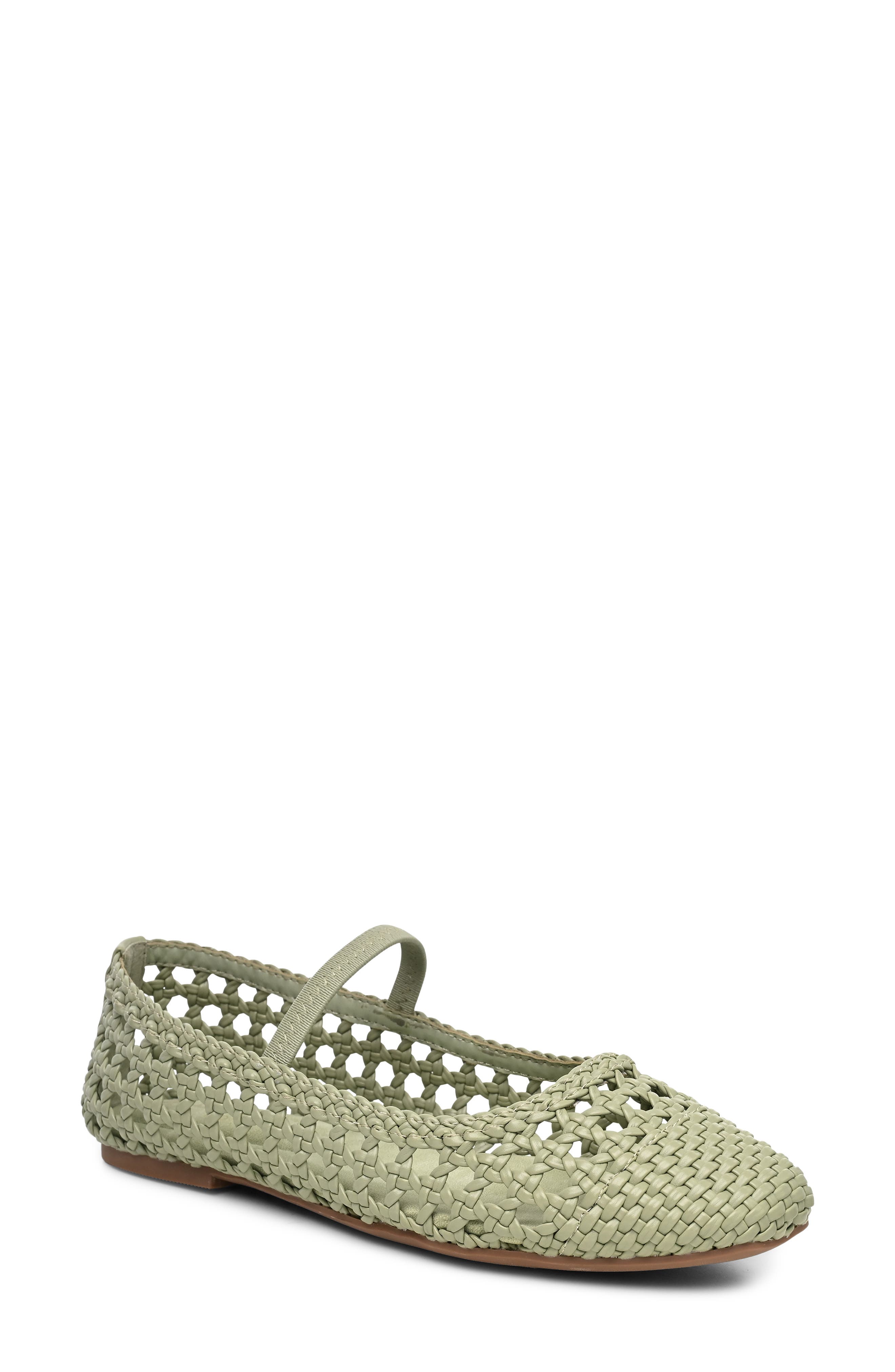 Woven Flat