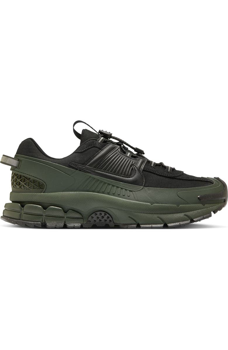 Nike Zoom Vomero Roam Winterized Sneaker, Alternate, color, Sequoia/ Lemon Twist