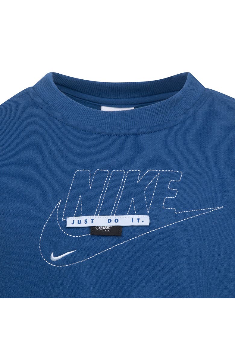 Nike Kids' Sportswear Club Specialty Fleece Crewneck Sweatshirt, Alternate, color, Court Blue