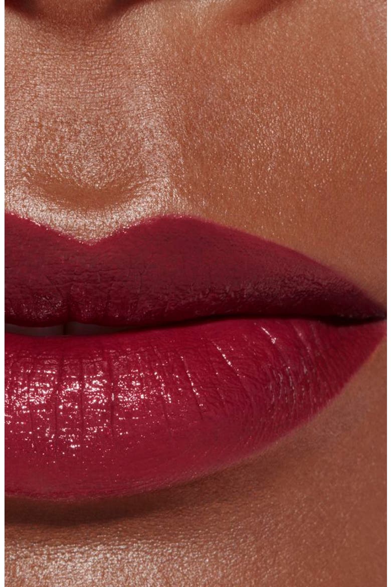 LES CHAÎNES DE CHANEL ROUGE ALLURE 
Luminous Intense Lip Color, Alternate, color, 137 POURPRE D OR
