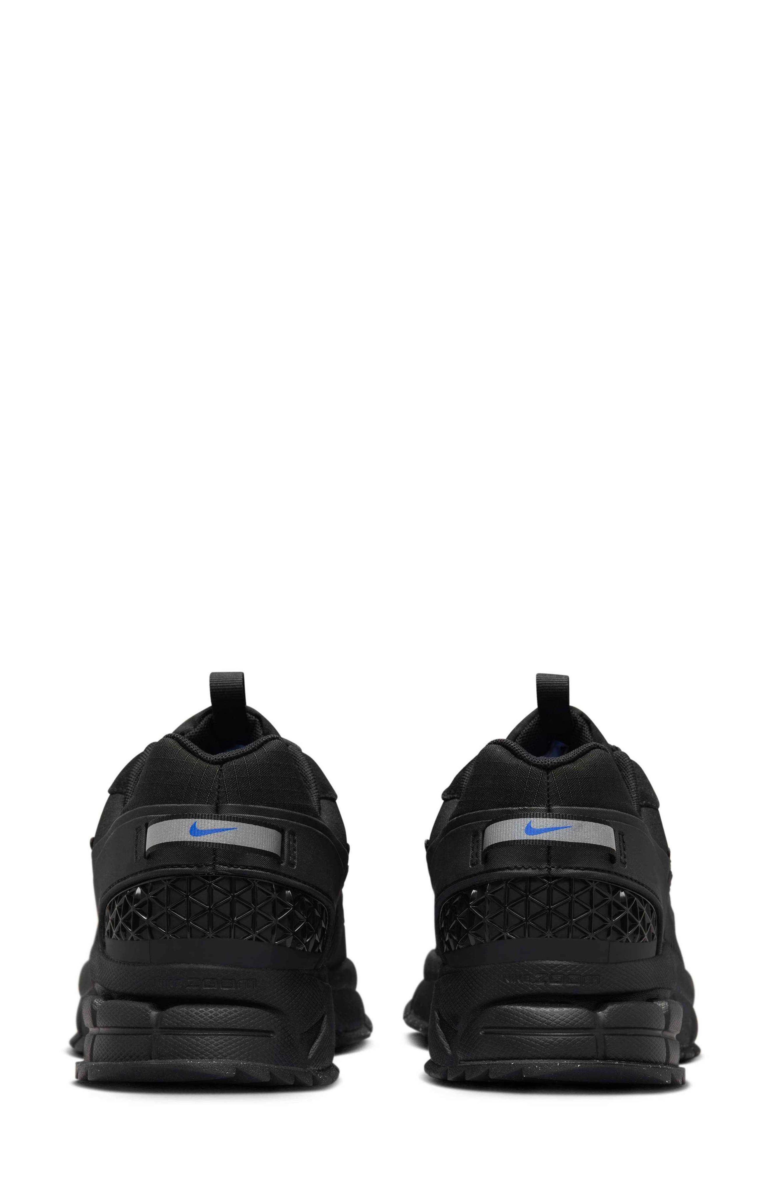 Nike Zoom Vomero Roam Winterized Sneaker, Alternate, color, 002 Black/Black
