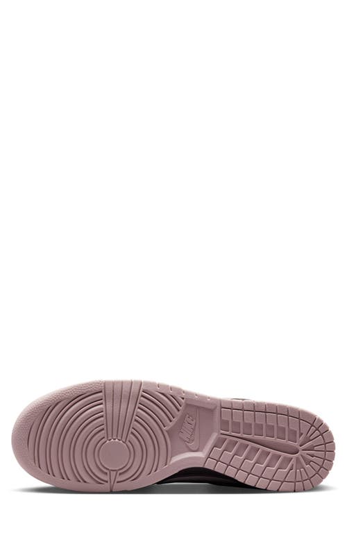 Nike Dunk Low Retro Se Basketball Sneaker In Medium Ash/taupe Grey/grey
