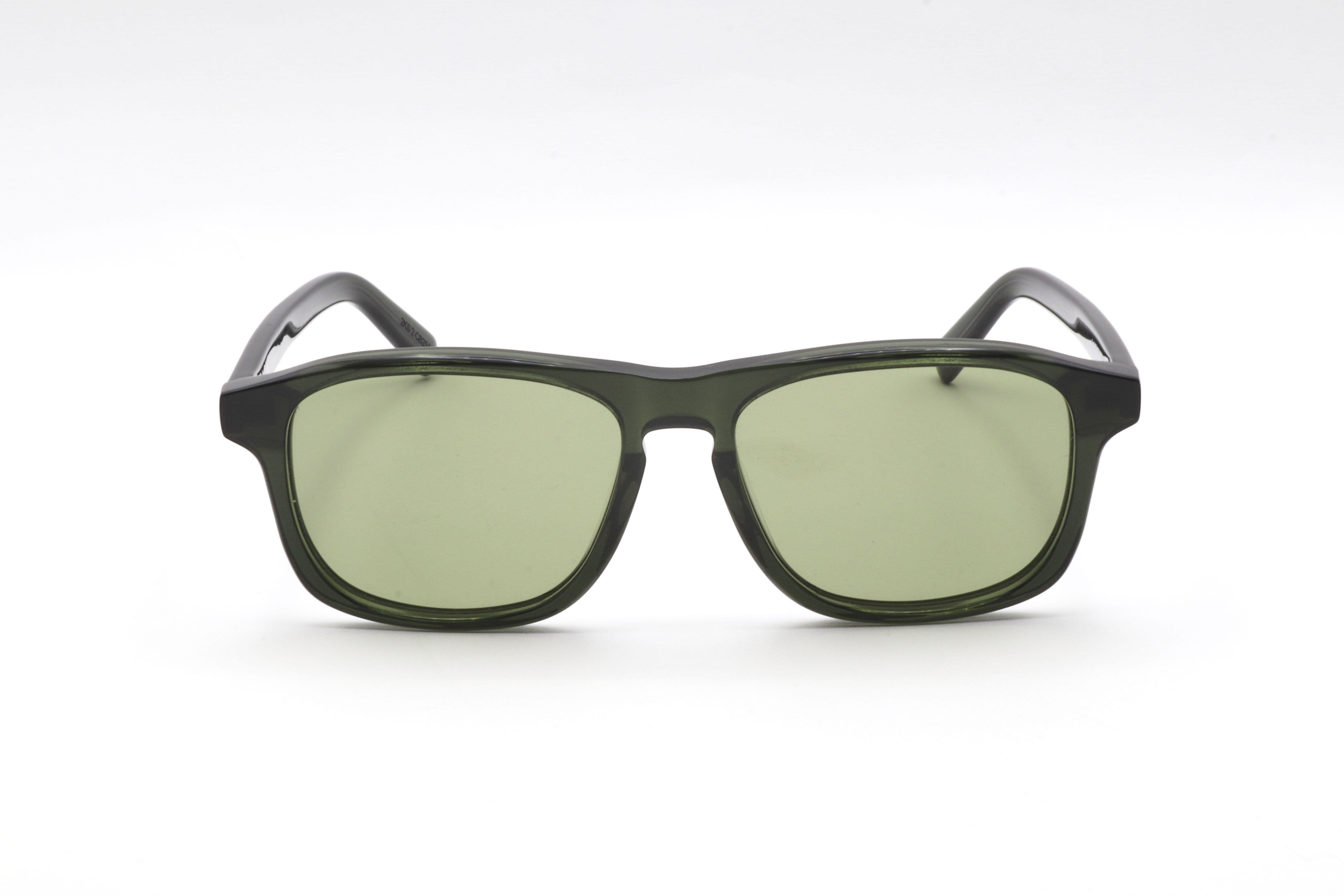 GREEN