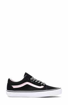 Old Skool Low Top Sneaker