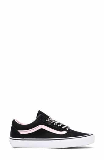 Old Skool Low Top Sneaker