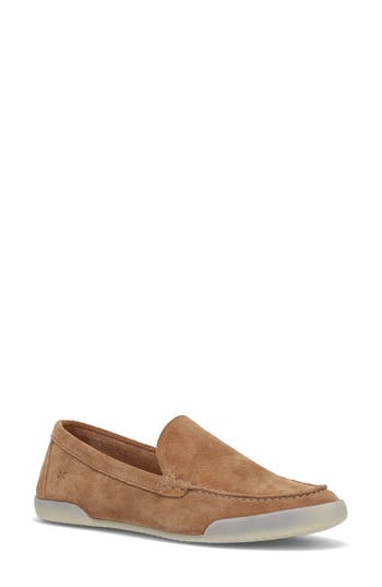 Frye Melanie Skimmer In Almond