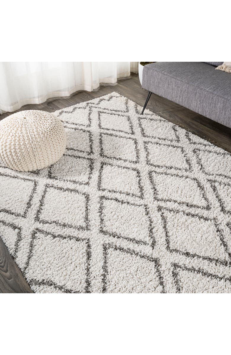 JONATHAN Y Soller Diamond Trellis Shag Area Rug, Alternate, color, Beige/Dark Gray