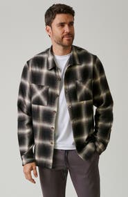 LEISURE LAB Wolf Flannel Button Up