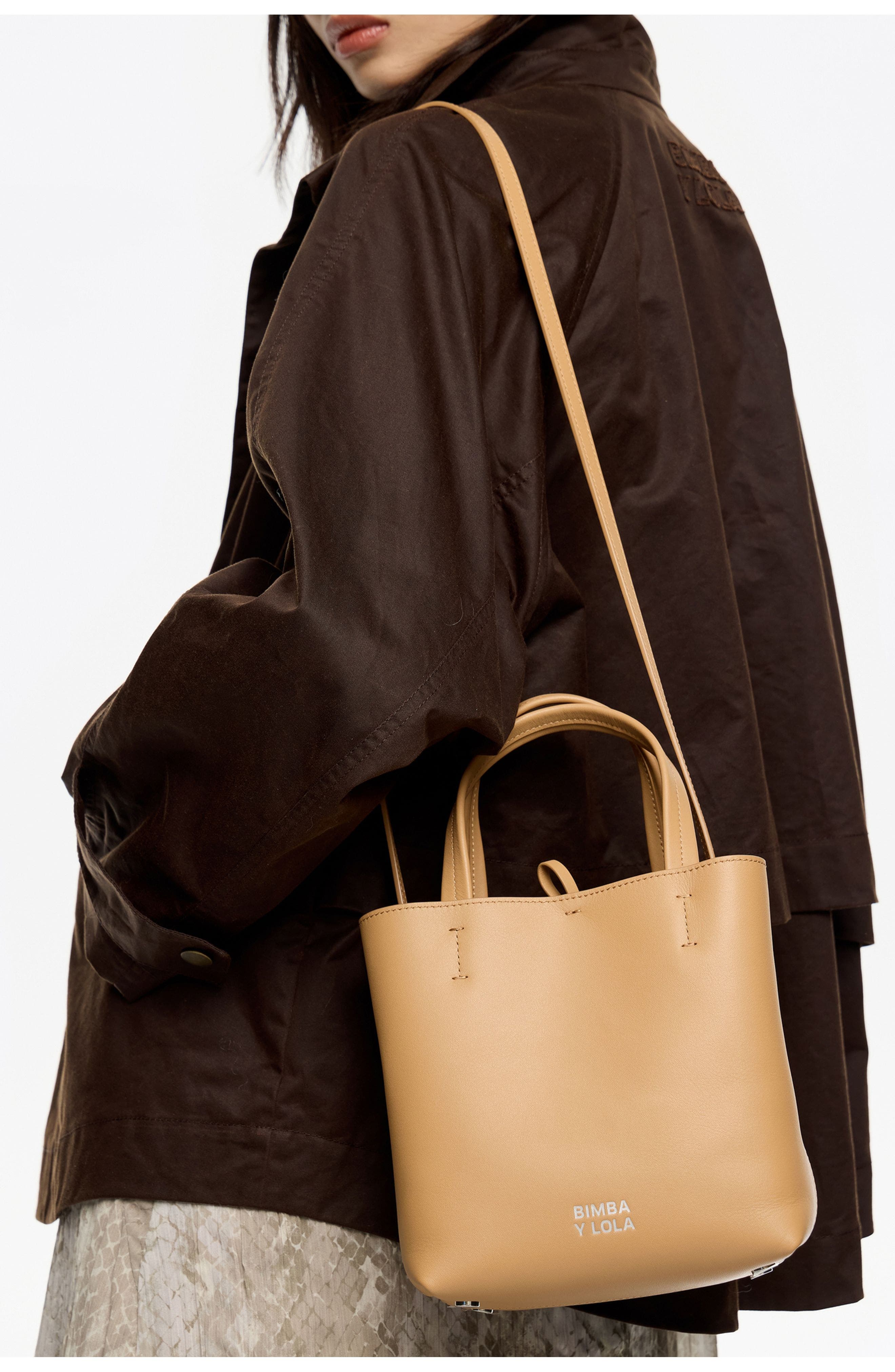 Bimba y Lola Small Leather Chihuahua Bag, Alternate, color, Desert