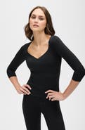 Elastique Athletics Iconic 3/4 sleeve MicroPerle Top