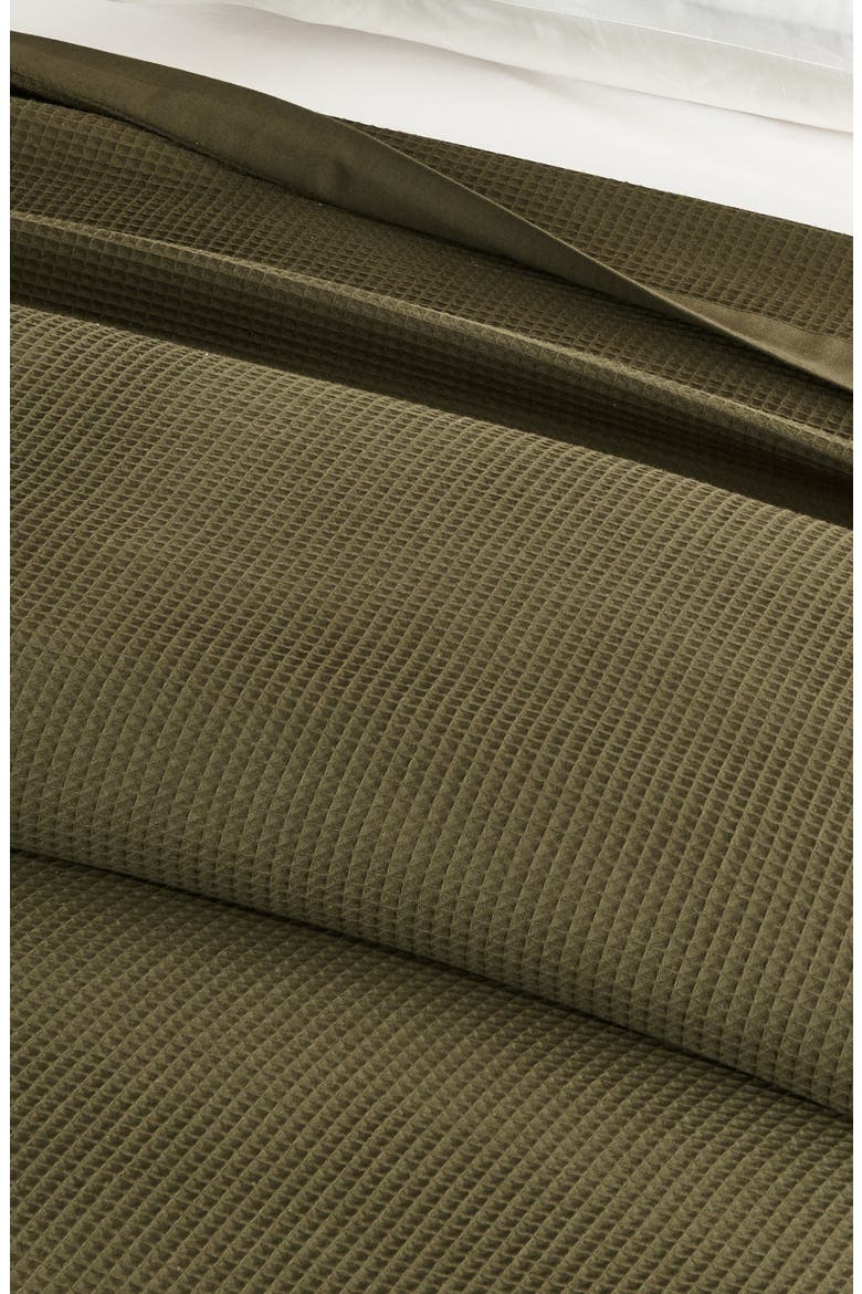 Soft Cotton All-Season Waffle Weave Throw Blanket, Alternate, color, OLIVE GREEN