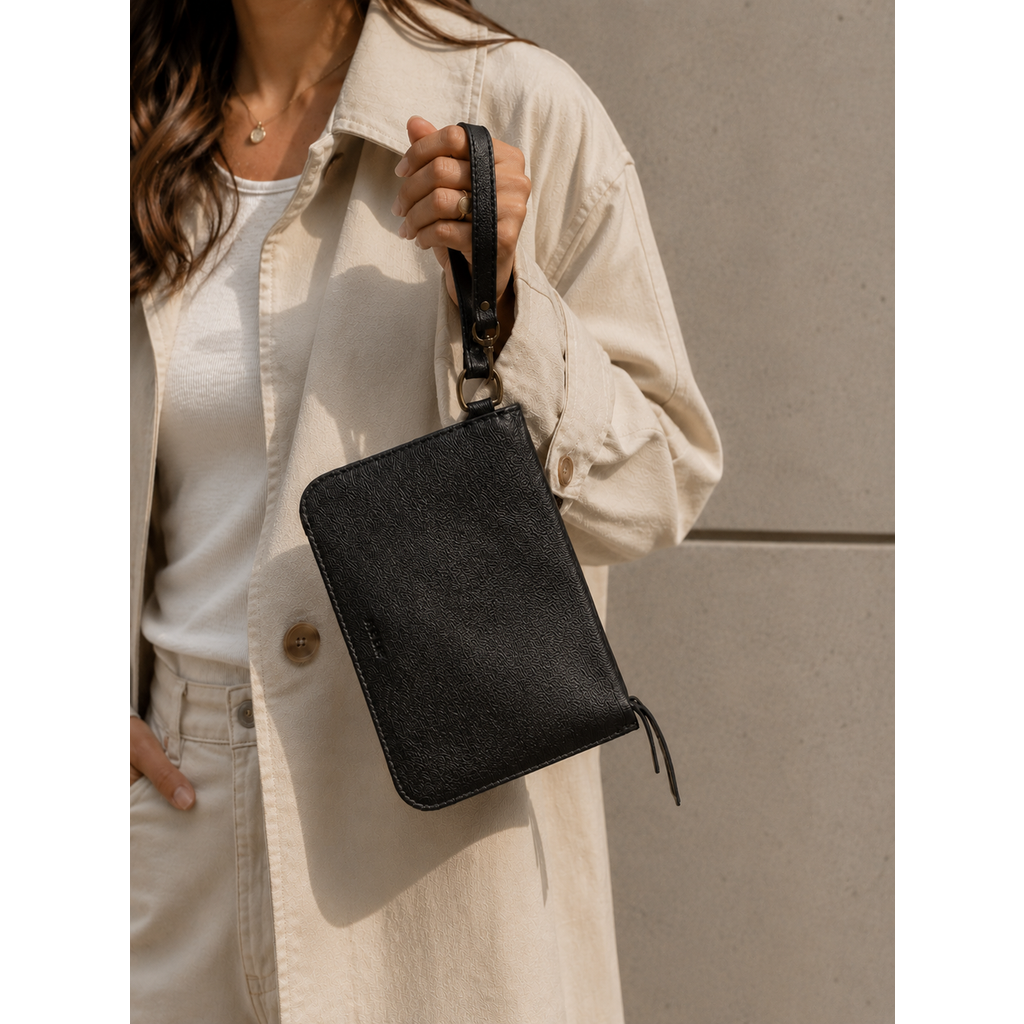 Able Semhal Wristlet In Pebbled Black