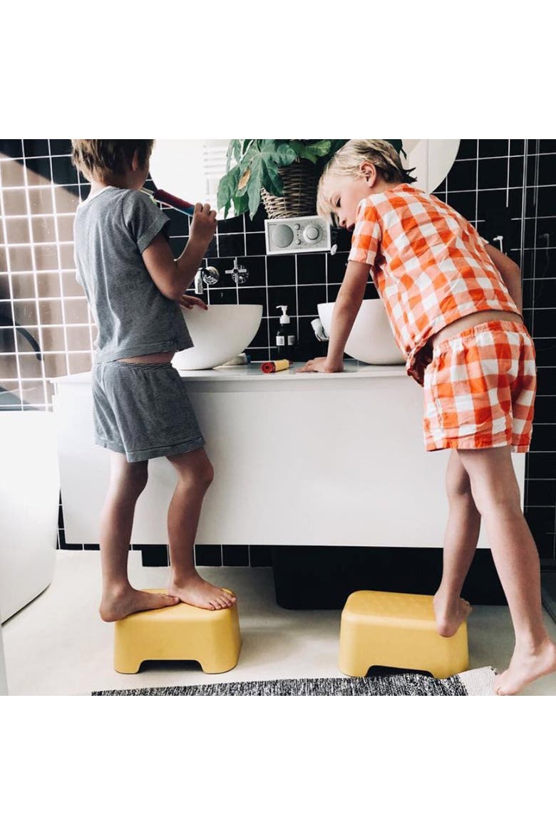 Kids Step Stool, Alternate, color, Lemon