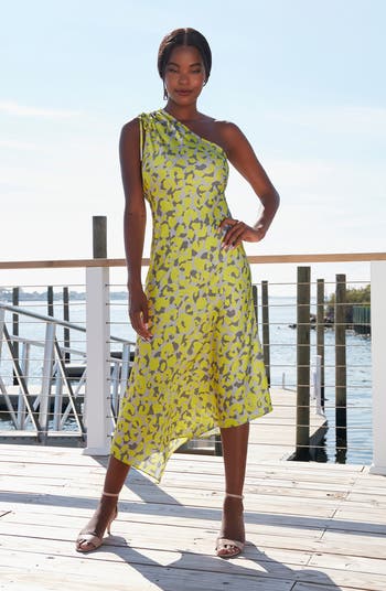 Ruched Asymmetric One-Shoulder Maxi Dress