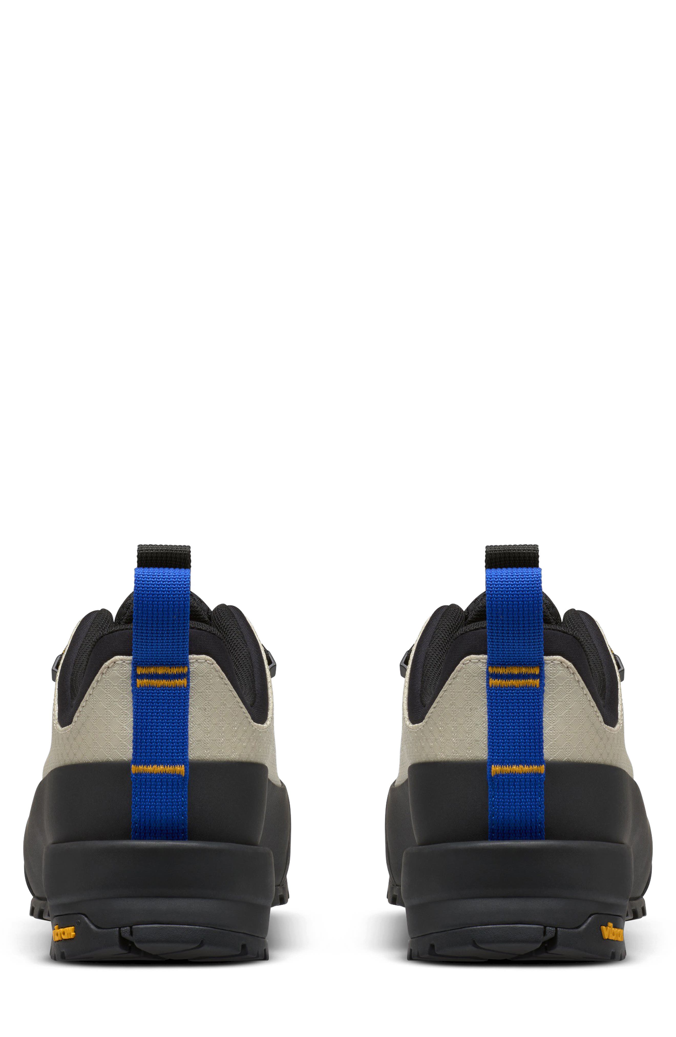 The North Face Glenclyffe Low-Top Sneaker, Alternate, color, Desert Stone/ Tnf Black