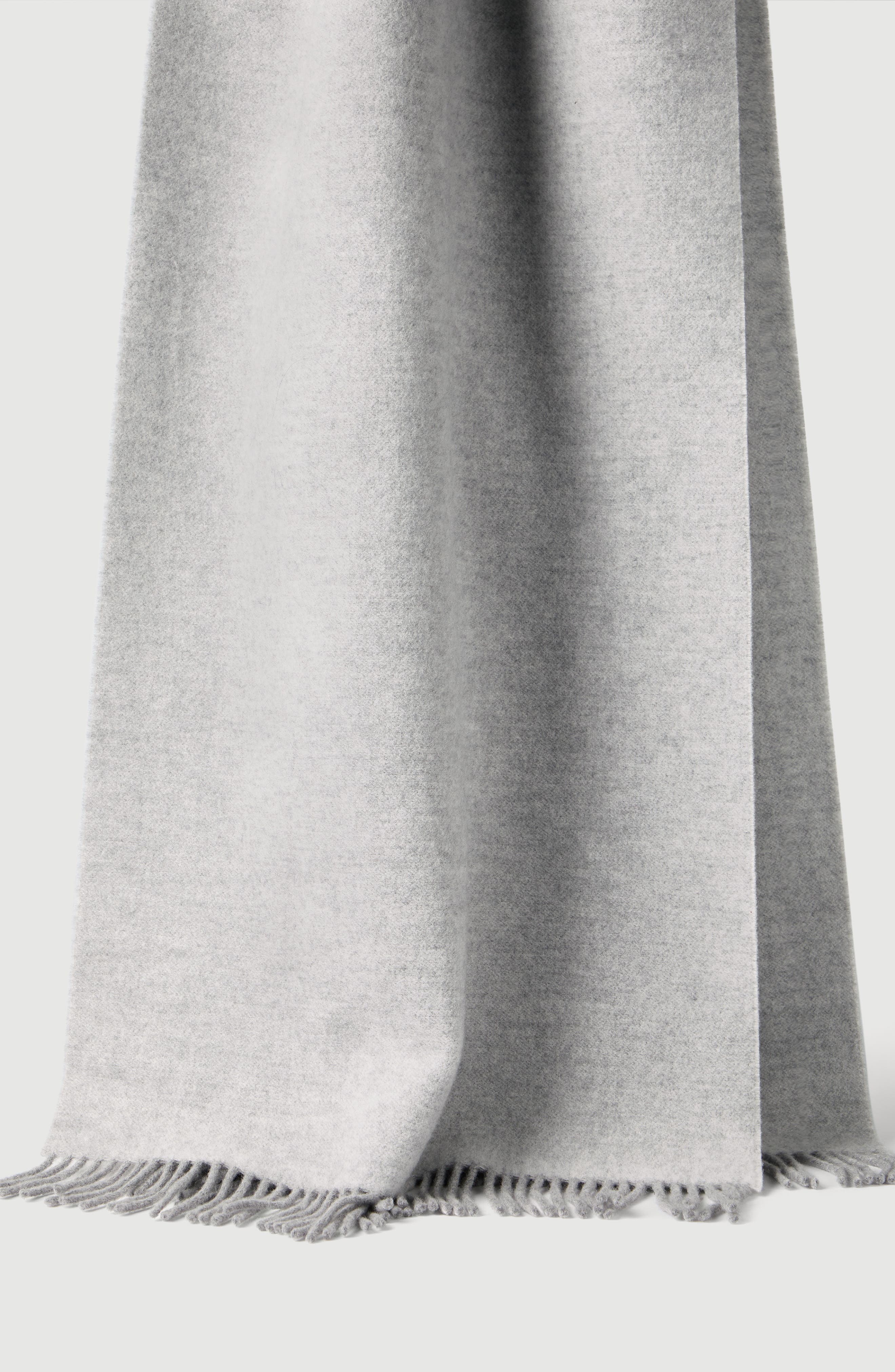 selected Light Grey