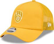 New Era Men's New Era Gold Milwaukee Brewers 2026 Batting Practice Apex 9FORTY Adjustable Trucker Hat