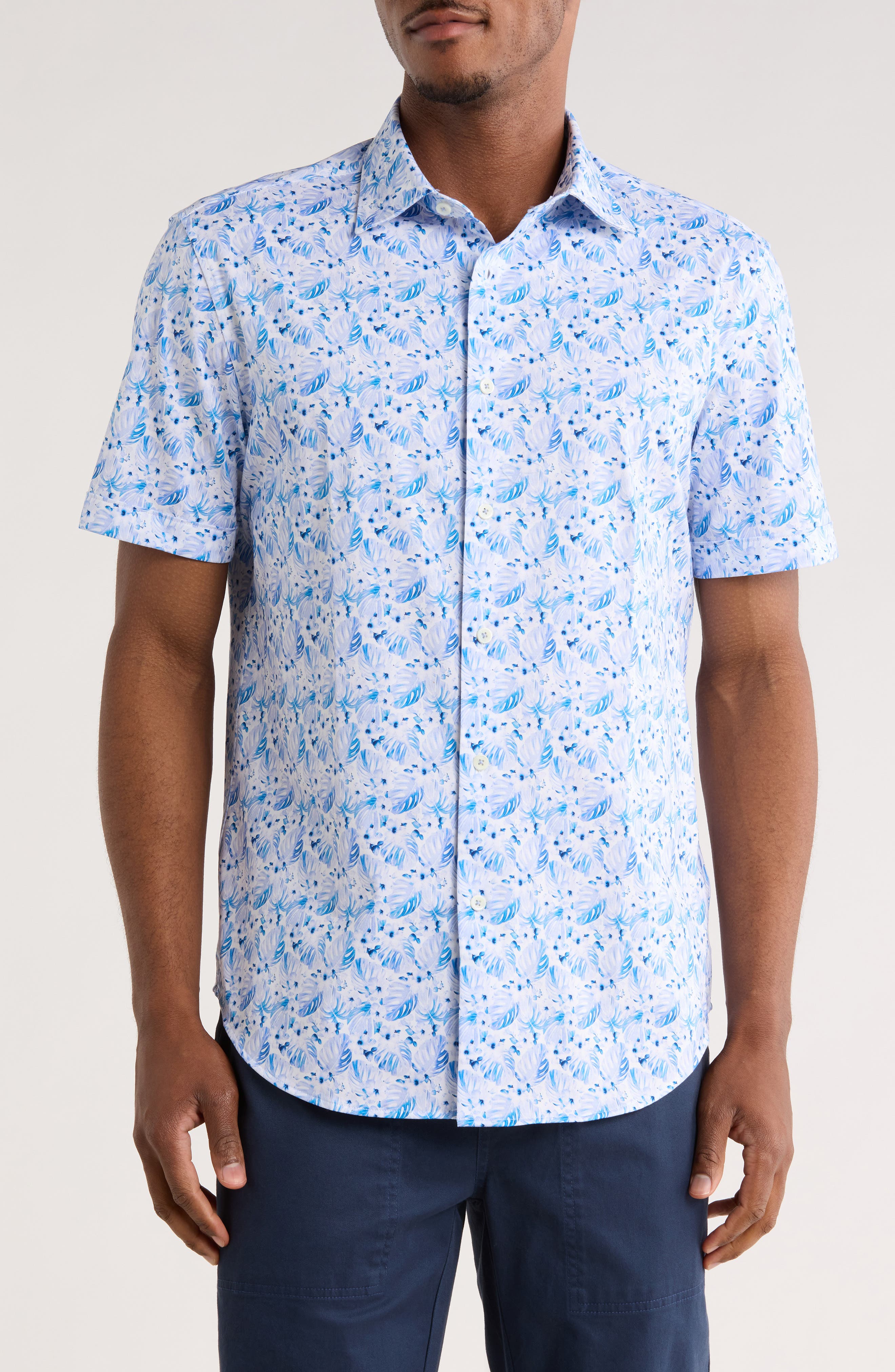 Bugatchi Short Sleeve Woven Button-Up Shirt