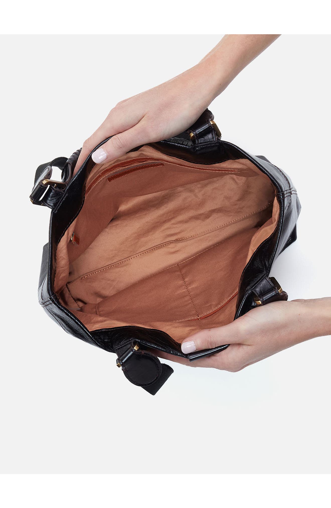 HOBO Medium Romy Leather Tote, Alternate, color, Black