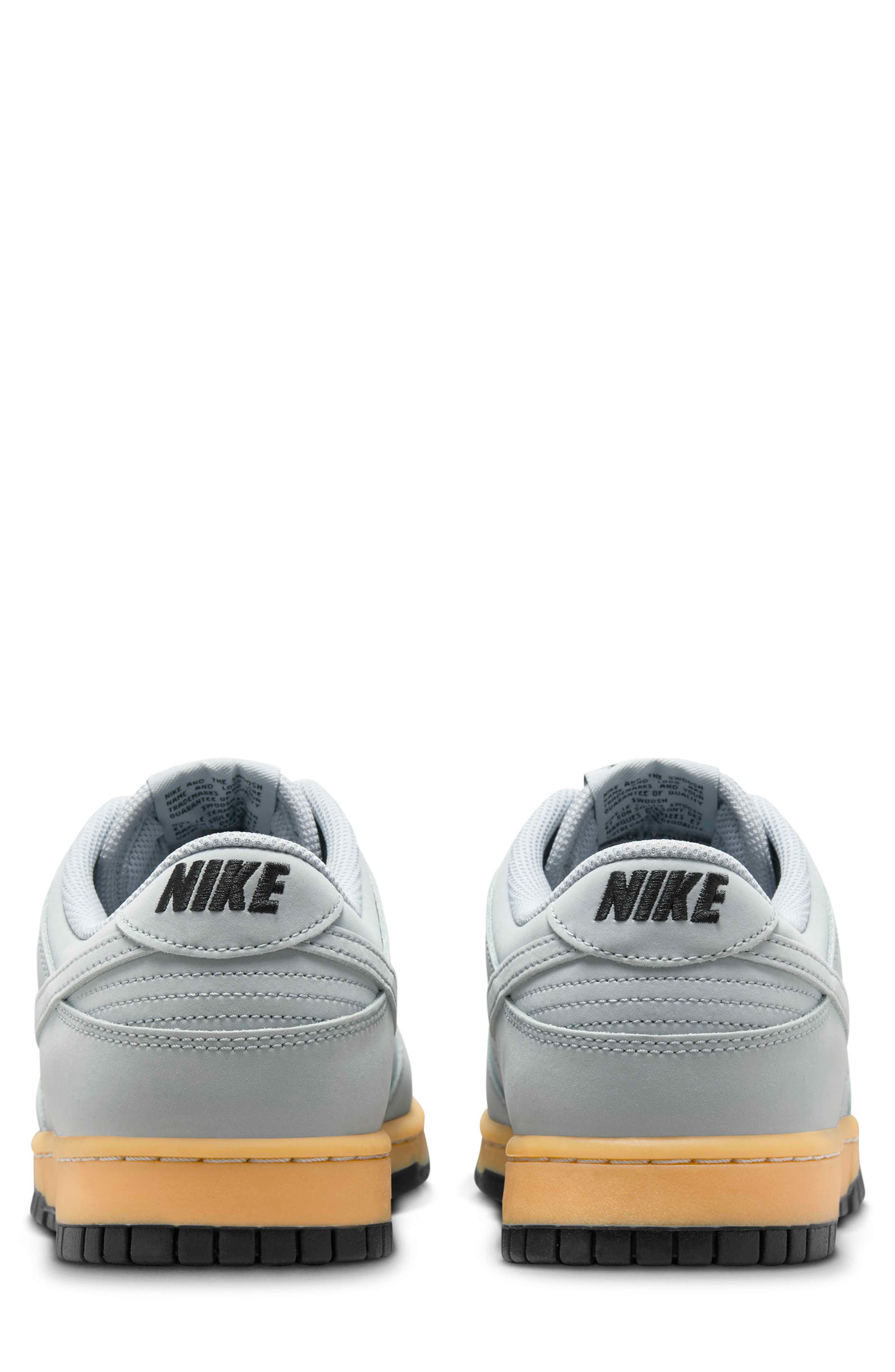 Nike Dunk Low Retro SE Basketball Sneaker, Alternate, color, 