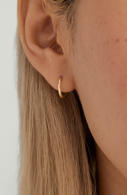 Mejuri Easy Huggie Hoop Earrings In Gold