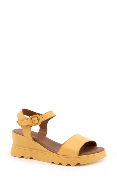 Giovanna Wedge Sandal (Women)